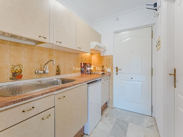 Apartment for Sale in San Eugenio Alto, Tenerife 12