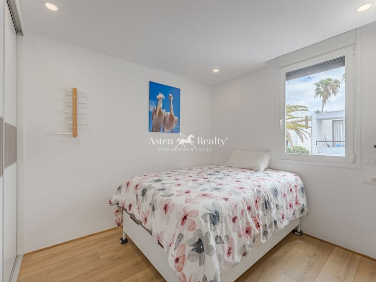 Penthouse for Sale in Playa De Las Américas, Tenerife 10