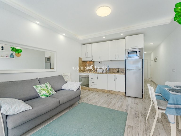 Apartment for Sale in San Eugenio Alto, Tenerife 6