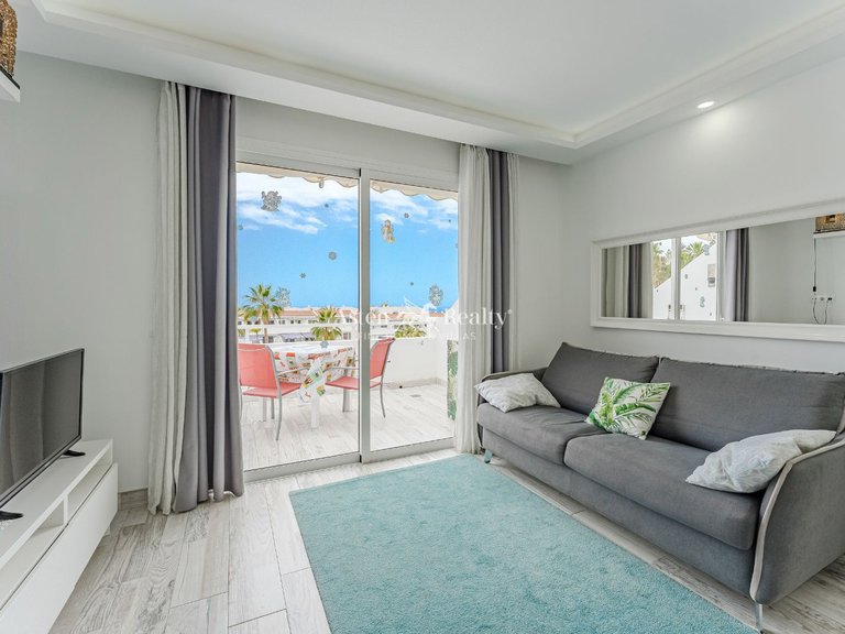 Apartment for Sale in San Eugenio Alto, Tenerife 8
