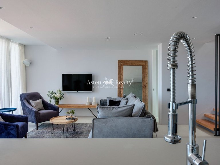 Town House for Rent in San Eugenio Alto, Tenerife 3