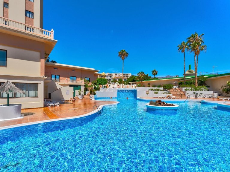 Apartment for Sale in Playa Paraíso, Tenerife 5