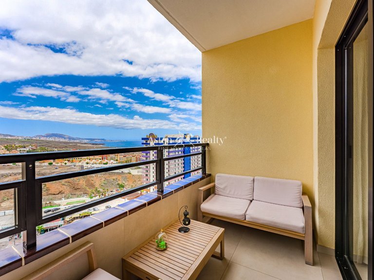 Apartment for Sale in Playa Paraíso, Tenerife 10