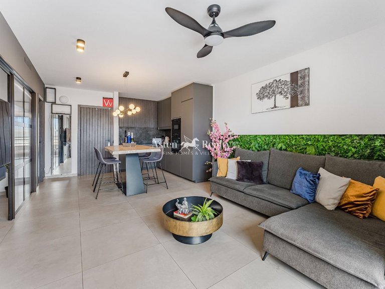 Apartment for Sale in Playa Paraíso, Tenerife 11