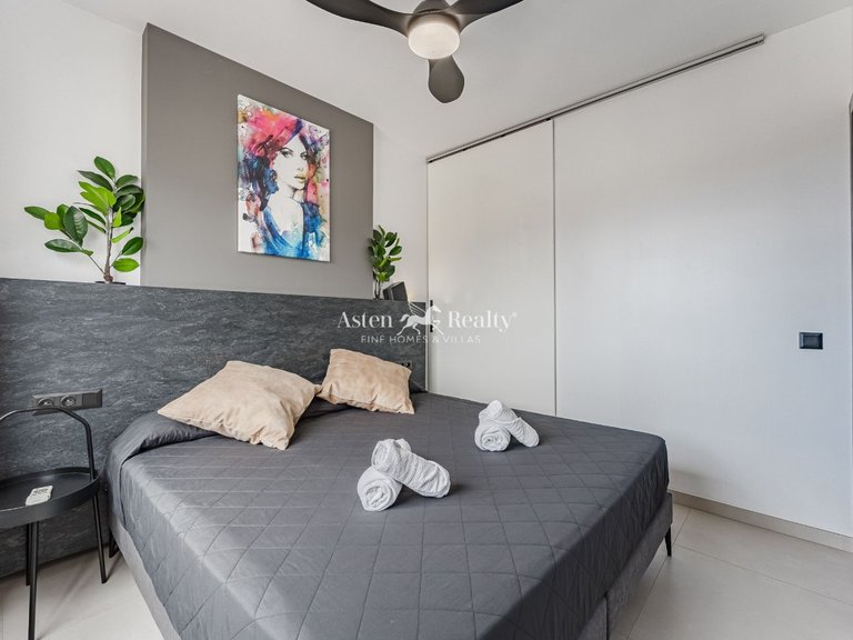 Apartment for Sale in Playa Paraíso, Tenerife 18