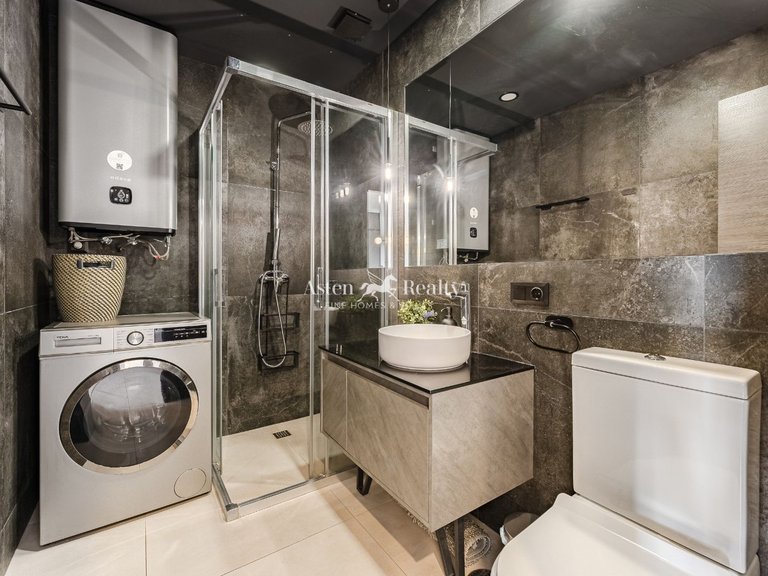 Apartment for Sale in Playa Paraíso, Tenerife 17