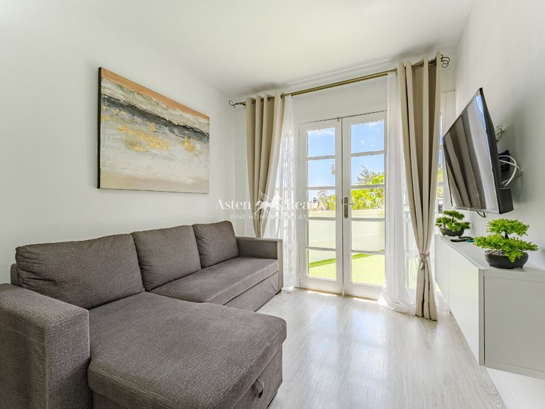 Apartment for Sale in San Eugenio Alto, Tenerife 5