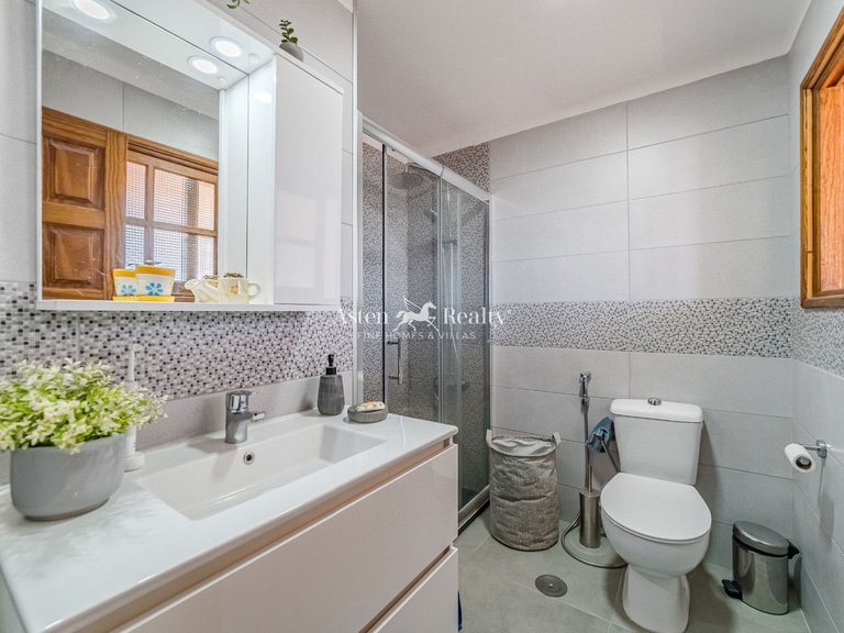 Town House for Sale in Chayofa, Tenerife 14