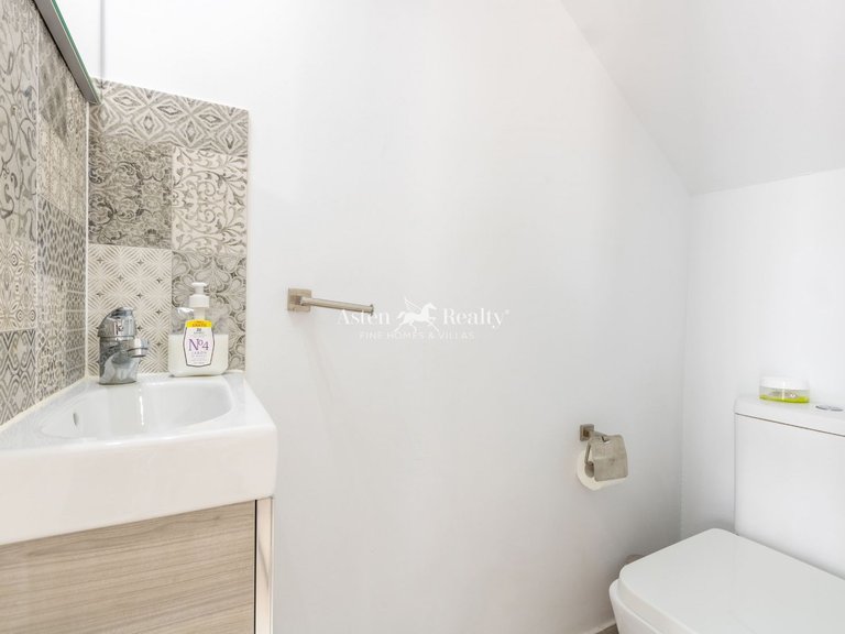 Penthouse for Sale in Playa De Las Américas, Tenerife 8