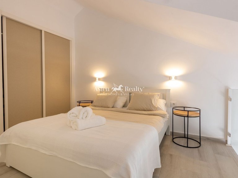 Penthouse for Sale in Playa De Las Américas, Tenerife 12