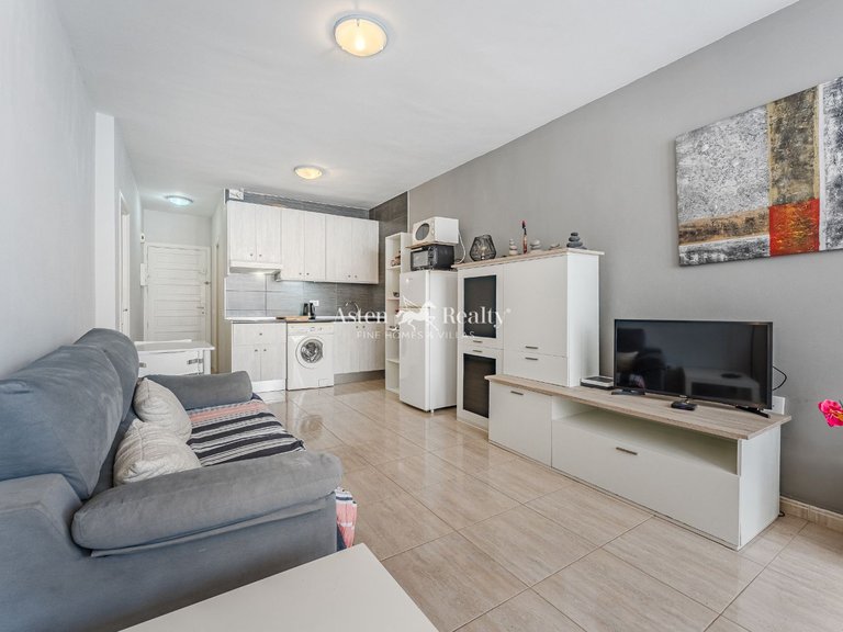 Apartment for Sale in Playa De Los Cristianos, Tenerife 6