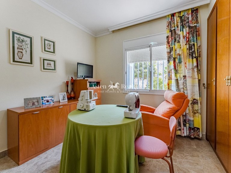 Apartment for Sale in Playa De Los Cristianos, Tenerife 26