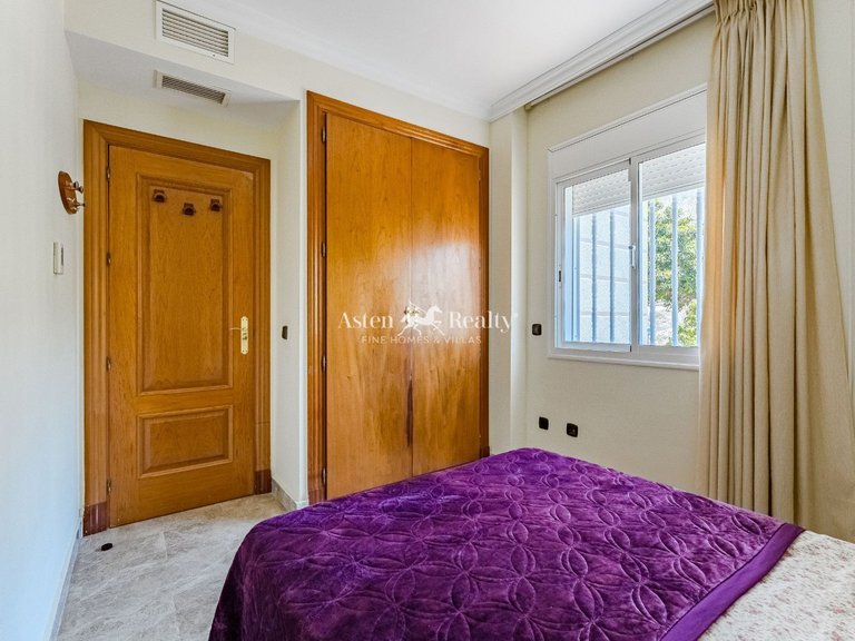 Apartment for Sale in Playa De Los Cristianos, Tenerife 25