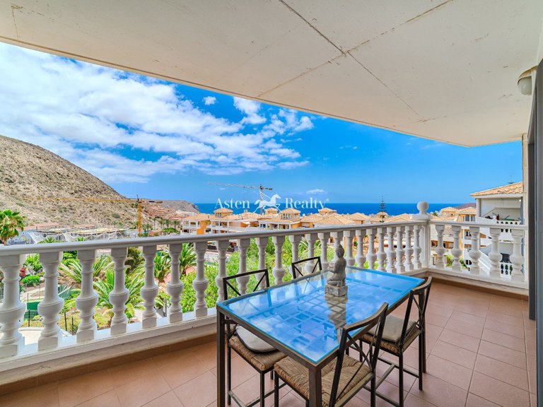 Penthouse for Sale in Playa De Los Cristianos, Tenerife 19