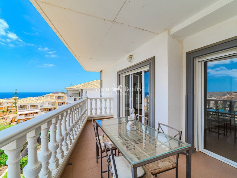 Penthouse for Sale in Playa De Los Cristianos, Tenerife 1