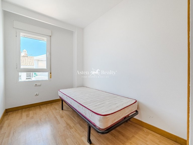 Penthouse for Sale in Playa De Los Cristianos, Tenerife 8