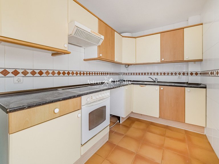 Penthouse for Sale in Playa De Los Cristianos, Tenerife 3