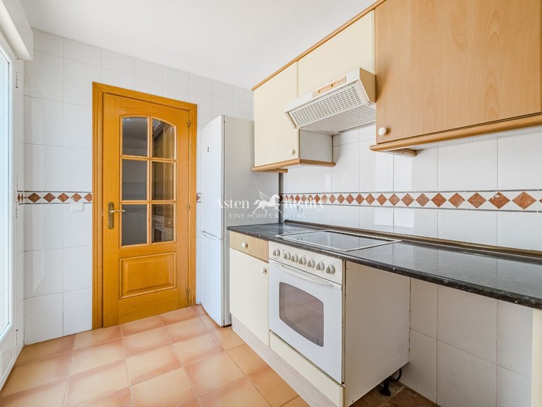 Penthouse for Sale in Playa De Los Cristianos, Tenerife 4
