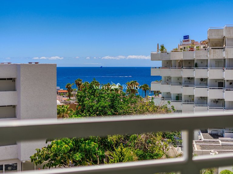 Apartment for Sale in Playa De Las Américas, Tenerife 2