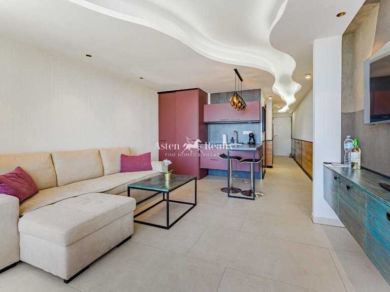 Apartment for Sale in Playa De Las Américas, Tenerife 4