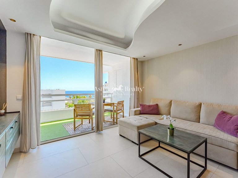 Apartment for Sale in Playa De Las Américas, Tenerife 6