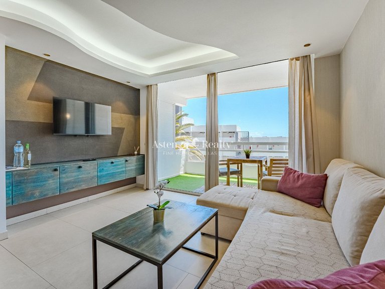 Apartment for Sale in Playa De Las Américas, Tenerife 7