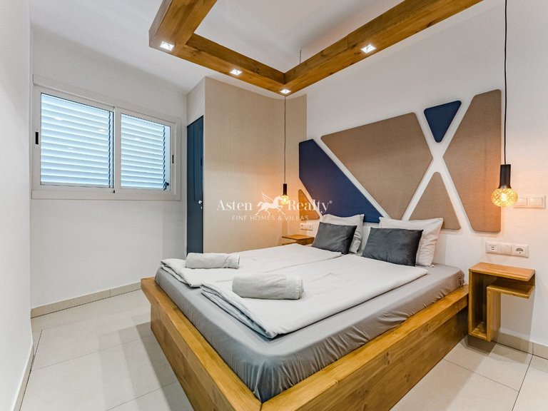 Apartment for Sale in Playa De Las Américas, Tenerife 11