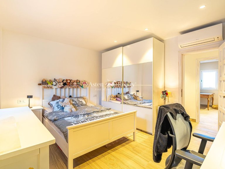 Villa for Sale in Acantilados De Los Gigantes, Tenerife 17