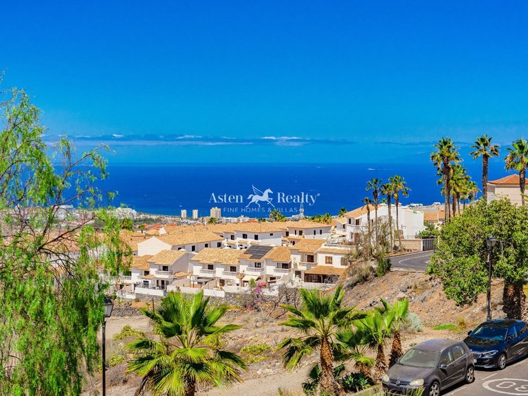 Town House for Sale in Chayofa, Tenerife 2