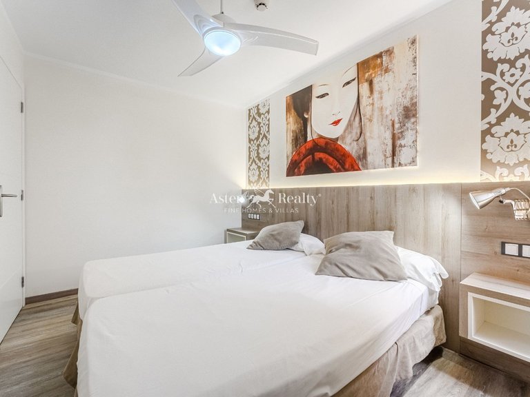 Apartment for Sale in Playa De Las Américas, Tenerife 12