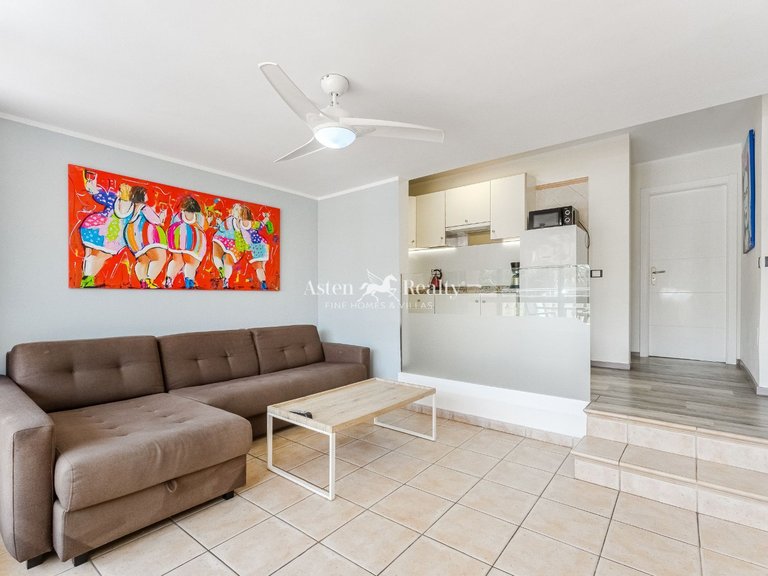 Apartment for Sale in Playa De Las Américas, Tenerife 8