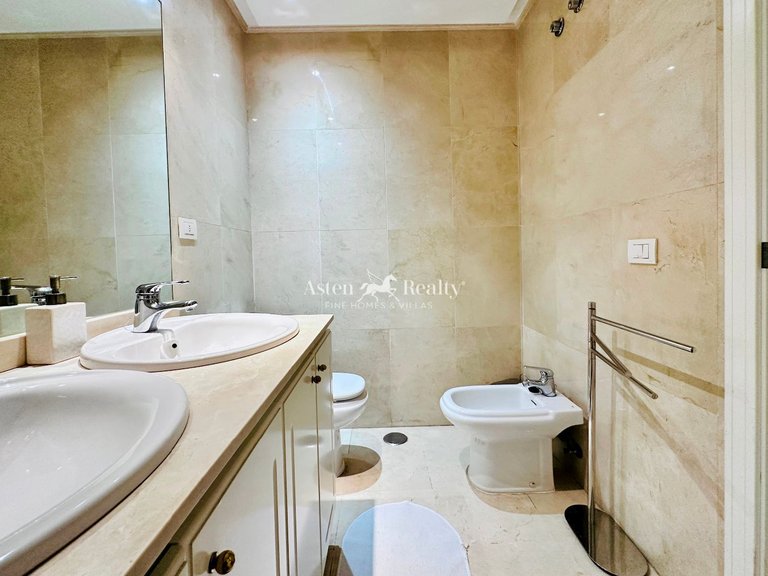 Apartment for Sale in Playa Del Duque, Tenerife 12