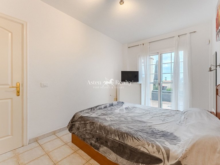 Apartment for Sale in Chayofa, Tenerife 14