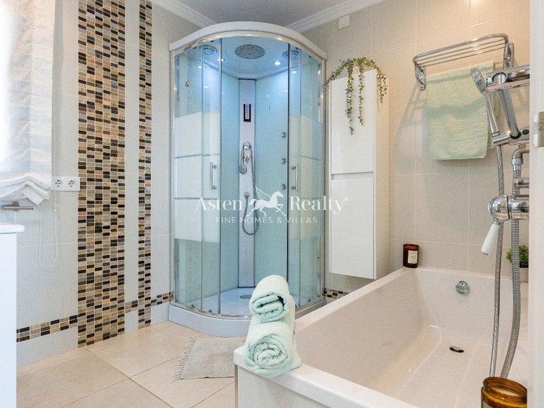 Villa for Sale in Golf Del Sur, Tenerife 15