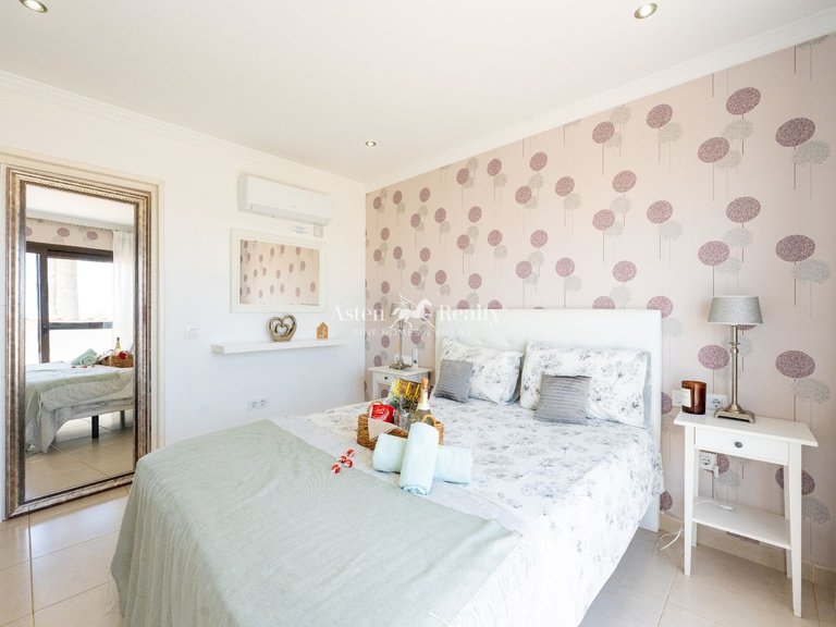 Villa for Sale in Golf Del Sur, Tenerife 10