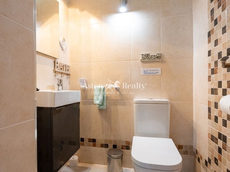 Villa for Sale in Golf Del Sur, Tenerife 9