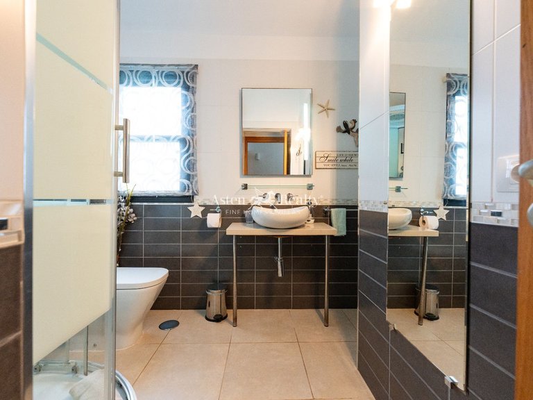 Villa for Sale in Golf Del Sur, Tenerife 11