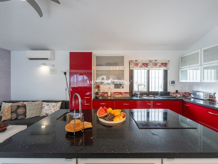 Villa for Sale in Golf Del Sur, Tenerife 5