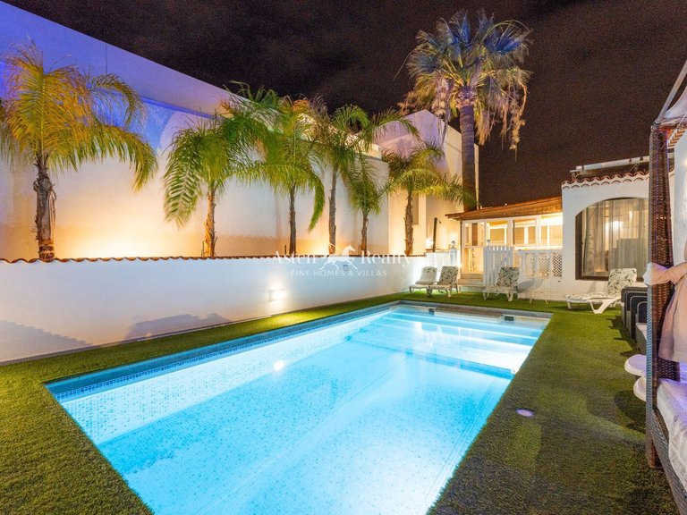 Villa for Sale in Golf Del Sur, Tenerife 3