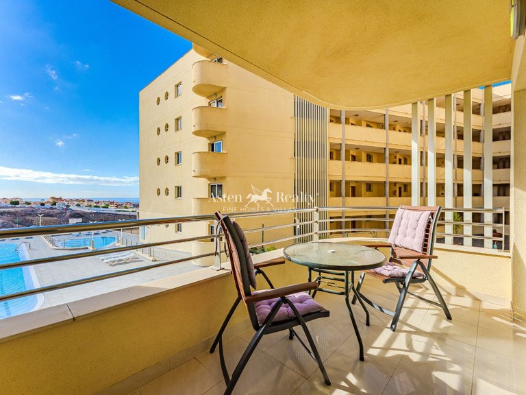 Apartment for Sale in Playa Paraíso, Tenerife 1