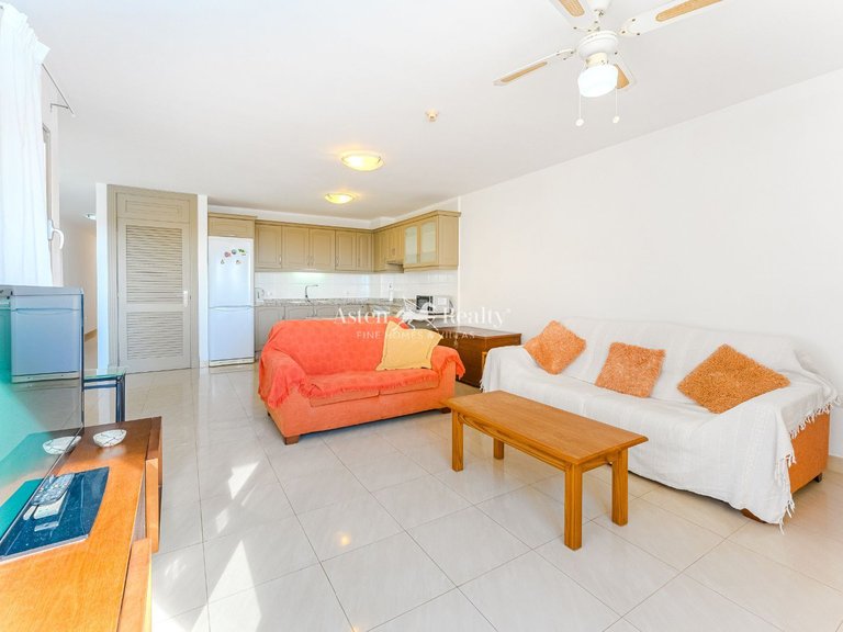 Apartment for Sale in Playa Paraíso, Tenerife 3