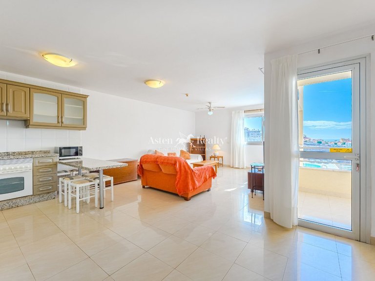 Apartment for Sale in Playa Paraíso, Tenerife 5