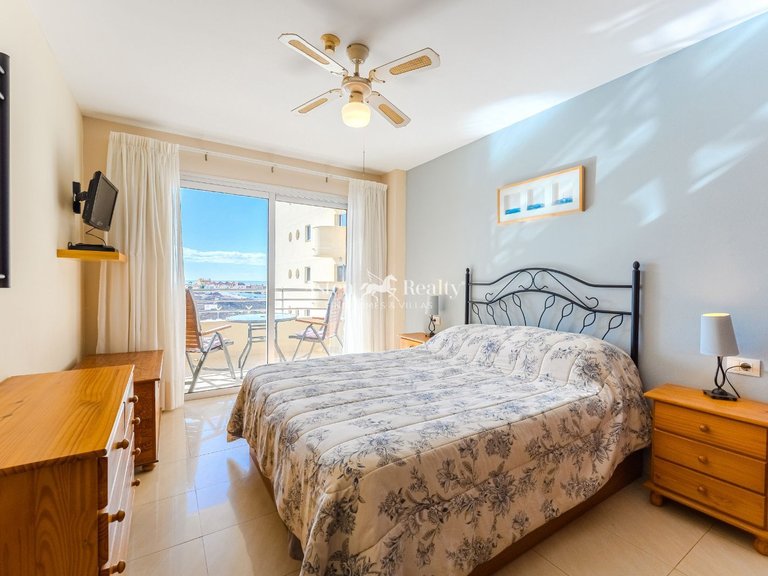 Apartment for Sale in Playa Paraíso, Tenerife 7