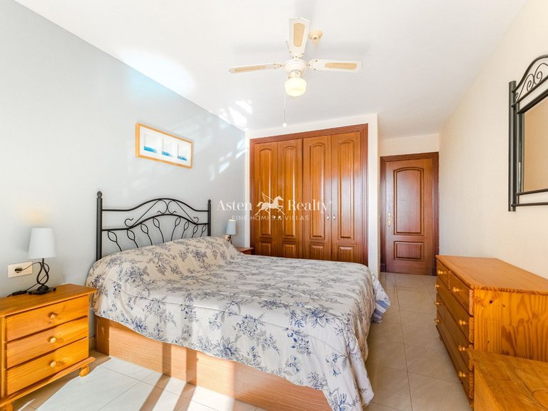 Apartment for Sale in Playa Paraíso, Tenerife 8