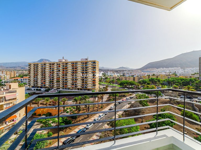 Apartment for Sale in Los Cristianos, Tenerife 5