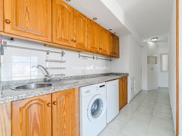 Apartment for Sale in Los Cristianos, Tenerife 10