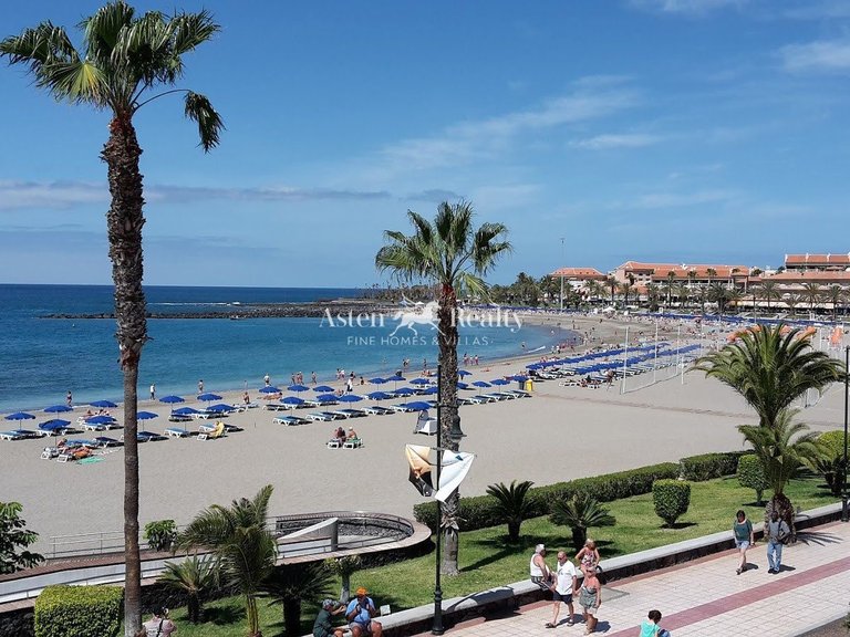 Apartment for Sale in Los Cristianos, Tenerife 28