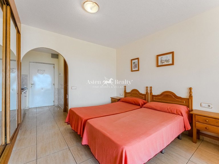 Apartment for Sale in Costa Del Silencio, Tenerife 9