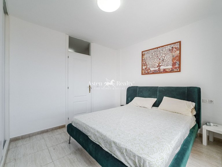 Penthouse for Sale in Callao Salvaje, Tenerife 8