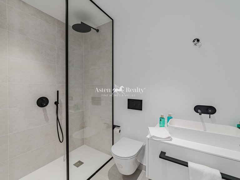 Villa for Sale in Callao Salvaje, Tenerife 22